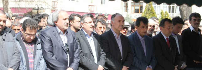 Eğitim-Bir-Sen Genel Başkan Vekili Özer`in Babasını Hakk`a Uğurladık