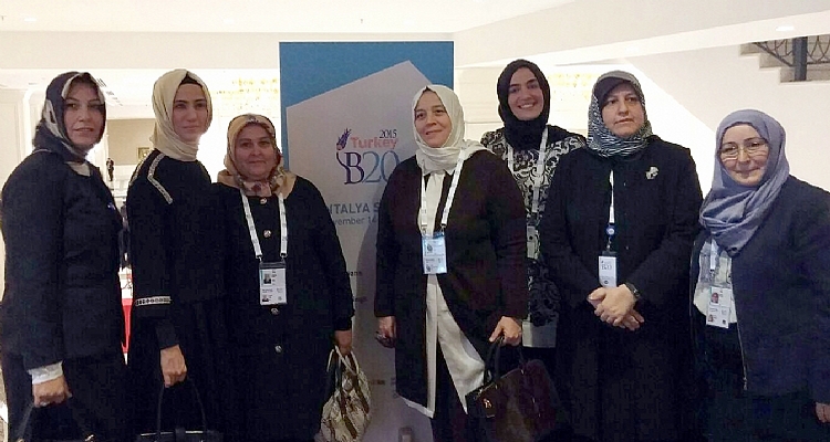 Memur-Sen Kadınlar Komisyonu G-20 Zirvesi`ne Katıldı