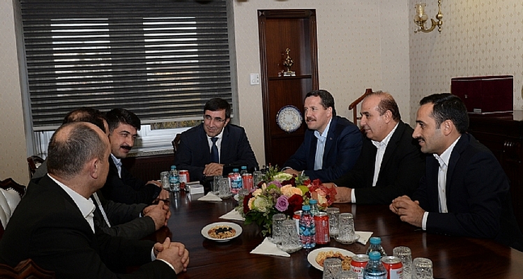 Memur-Sen`den Bakan Yılmaz`a Ziyaret