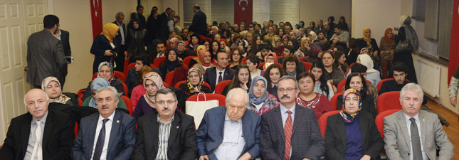 Perşembe Söyleşilerinin Konuğu Nuri Pakdil Oldu