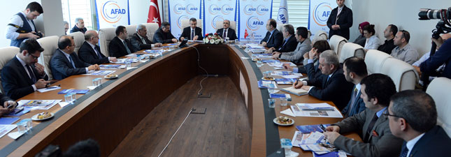 Suriyelilere Yardım Etmeye Hiçbir Şey Engel Değil